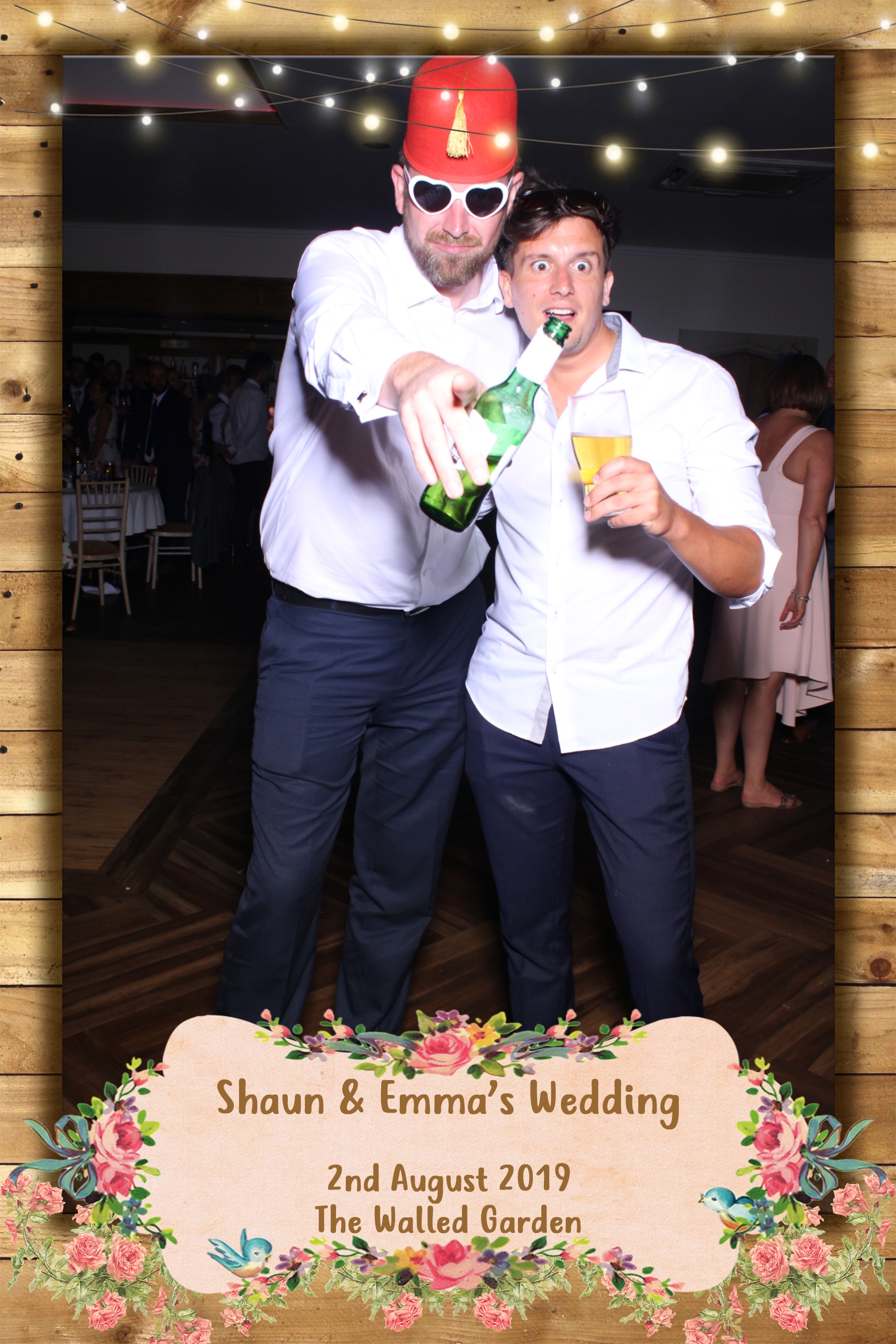Shaun and Emma's Wedding | View more photos from the event at images.mobile-photo-booth.com/u/MobilePhotoBoothUK/Shaun-and-Emmas-Wedding